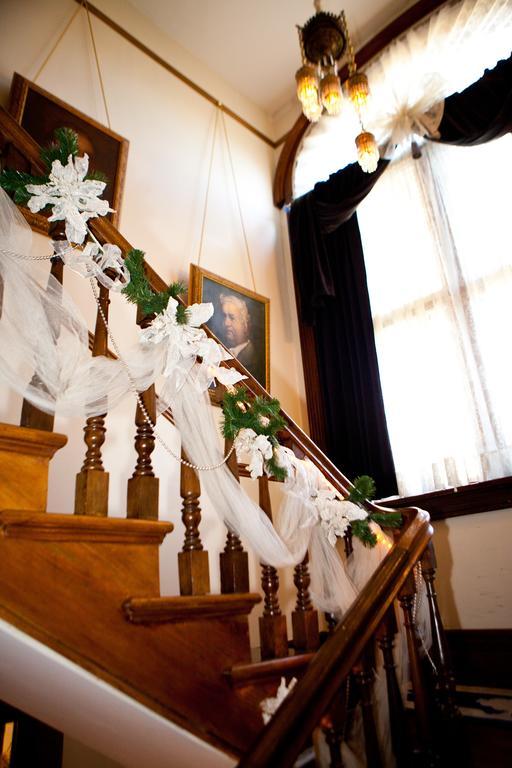 Beall Mansion An Elegant Bed & Breakfast Inn Alton Exteriör bild