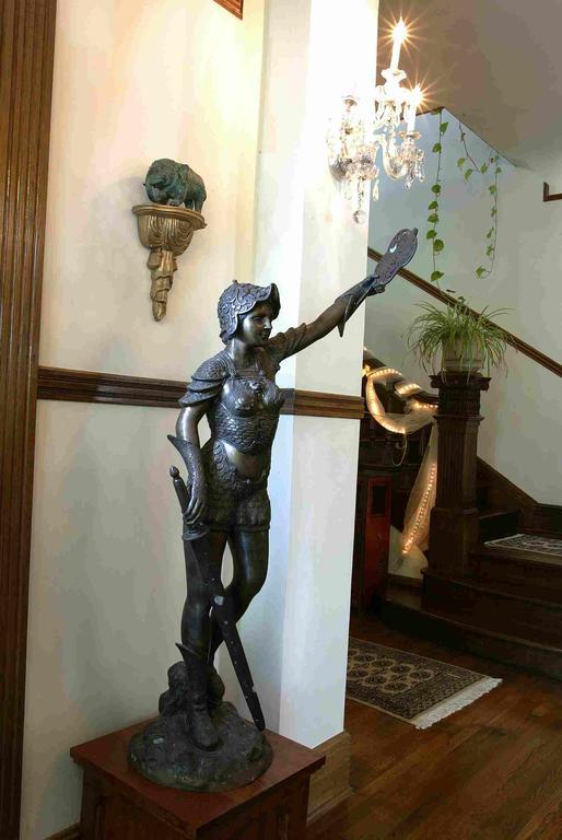 Beall Mansion An Elegant Bed & Breakfast Inn Alton Inreriör bild
